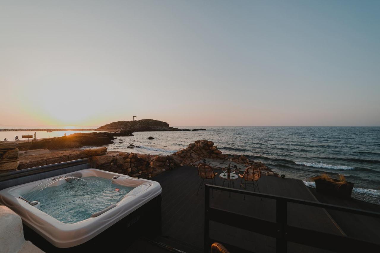 Portara Seaside Luxury Suites Naxos City Εξωτερικό φωτογραφία
