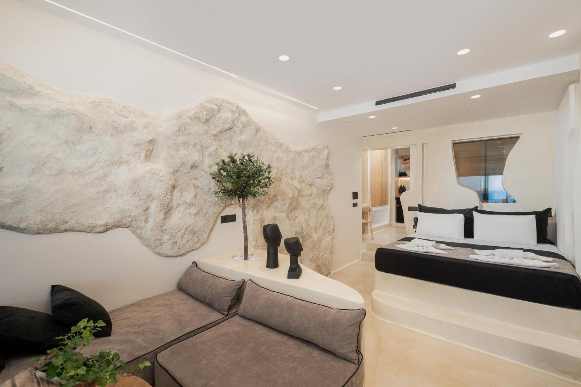 Portara Seaside Luxury Suites Naxos City Εξωτερικό φωτογραφία