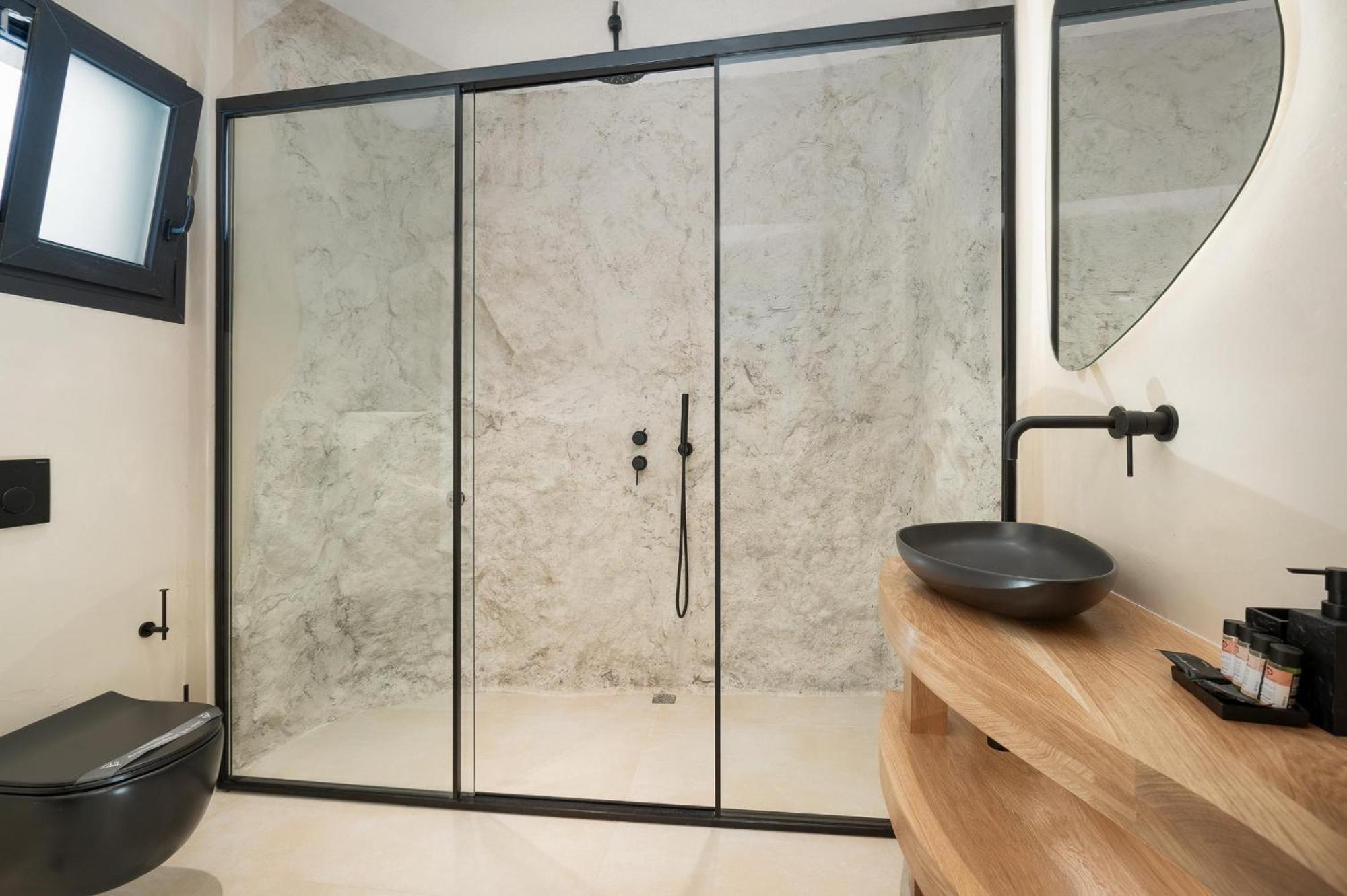 Portara Seaside Luxury Suites Naxos City Εξωτερικό φωτογραφία