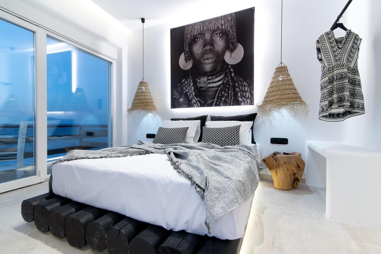 Portara Seaside Luxury Suites Naxos City Εξωτερικό φωτογραφία