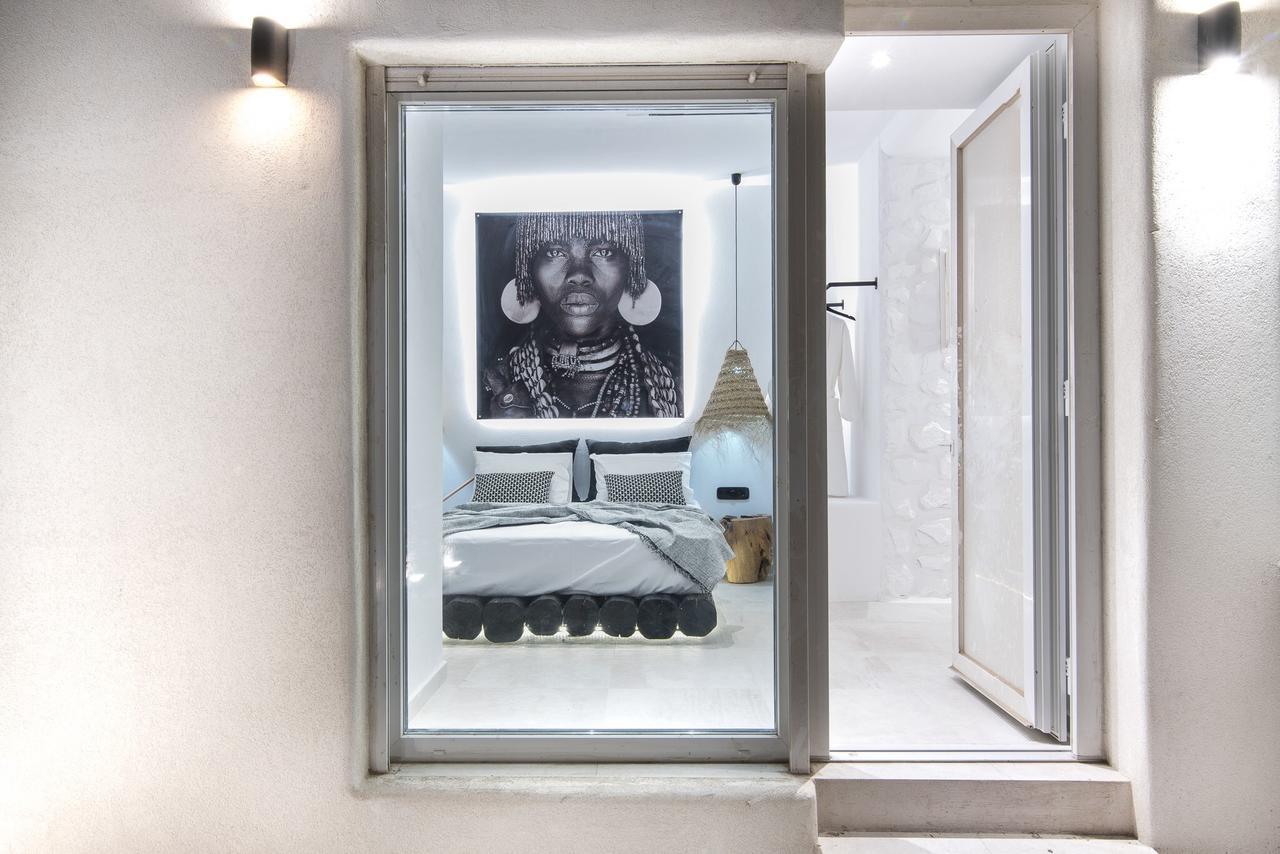 Portara Seaside Luxury Suites Naxos City Εξωτερικό φωτογραφία