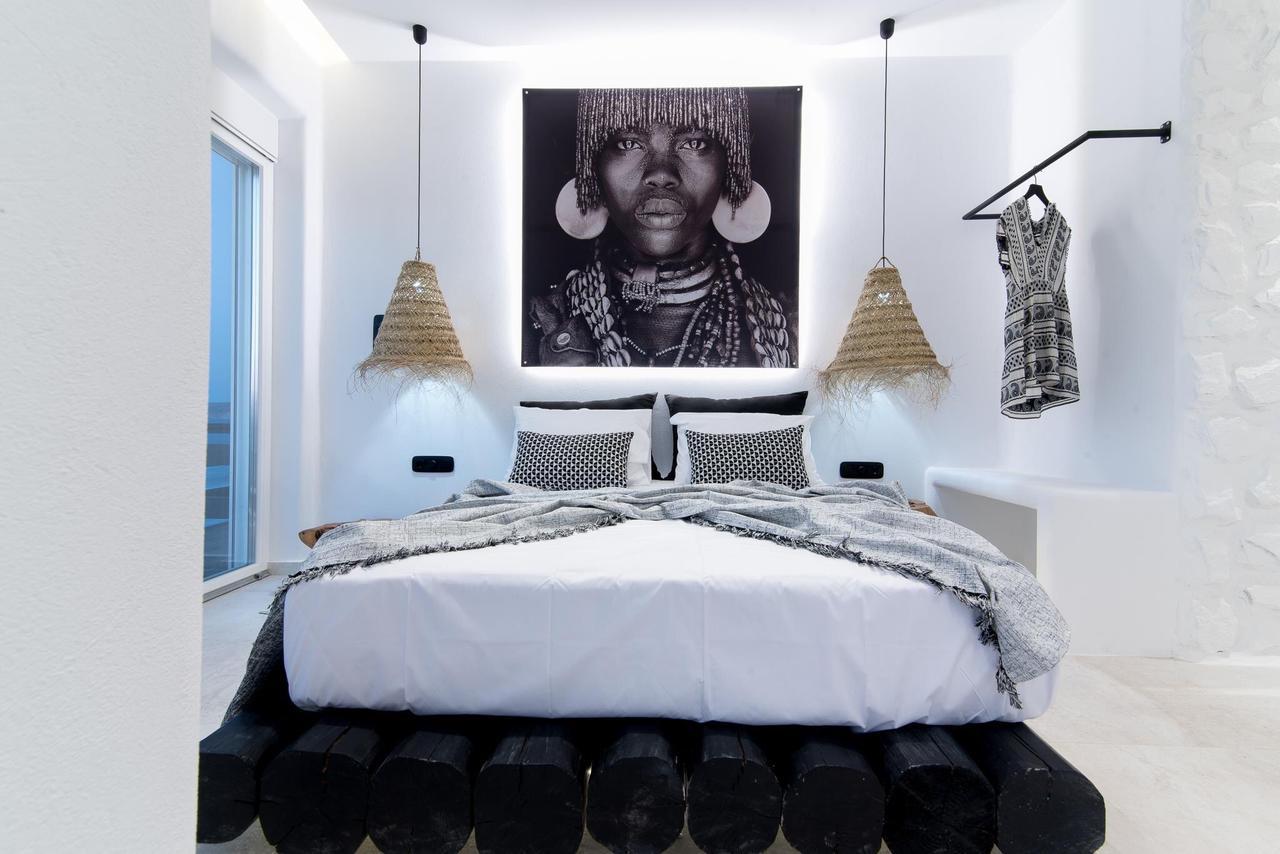 Portara Seaside Luxury Suites Naxos City Εξωτερικό φωτογραφία